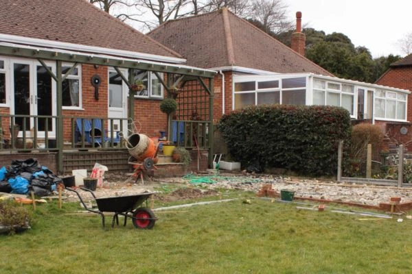 Understand the importance of boundary walls Barking and Dagenham contact Jason edworthy party wall surveyors today!
